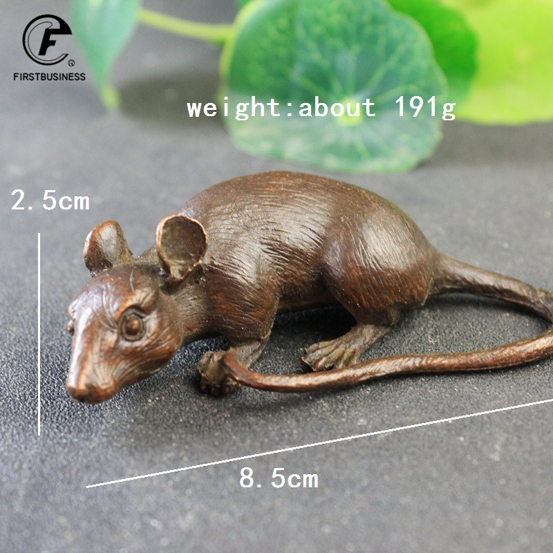 Figurine di topo grande ratto  - Aquarium Fish Names recensione e prezzo