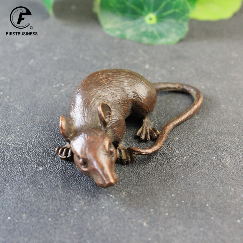 Figurine di topo grande ratto  - Aquarium Fish Names recensione e prezzo